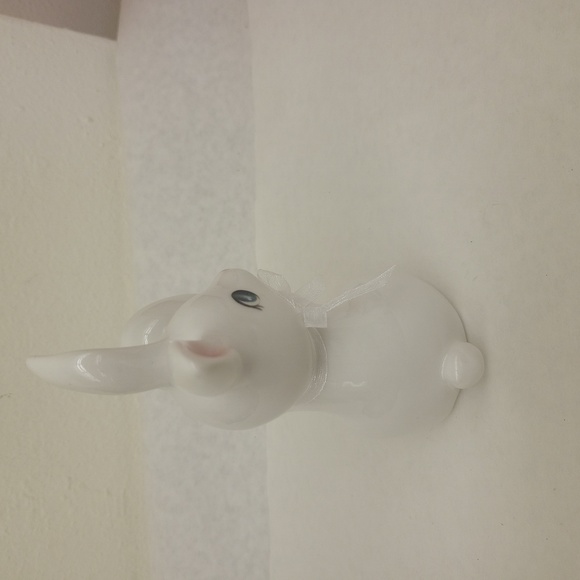 Easter Bunny - Picture 3 of 3